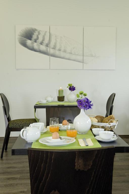Dießen am Ammersee Hotel Zum See Garni מראה חיצוני תמונה